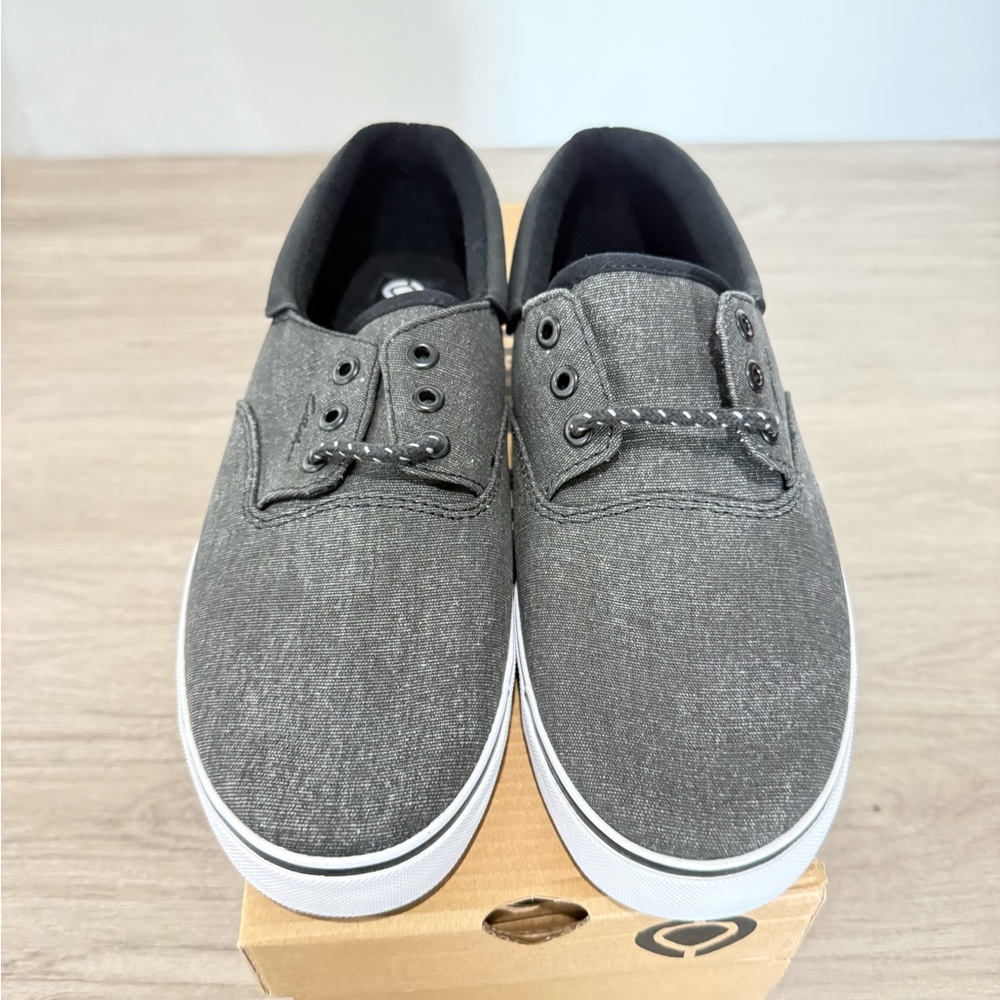 Circa’s Gray Men's Shoes